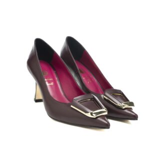 Art.218 Tacco 7 cm - Suola in Gomma - Fodera Pelle - Nappa Bordeaux + Placca OroBordeaux - 179 €