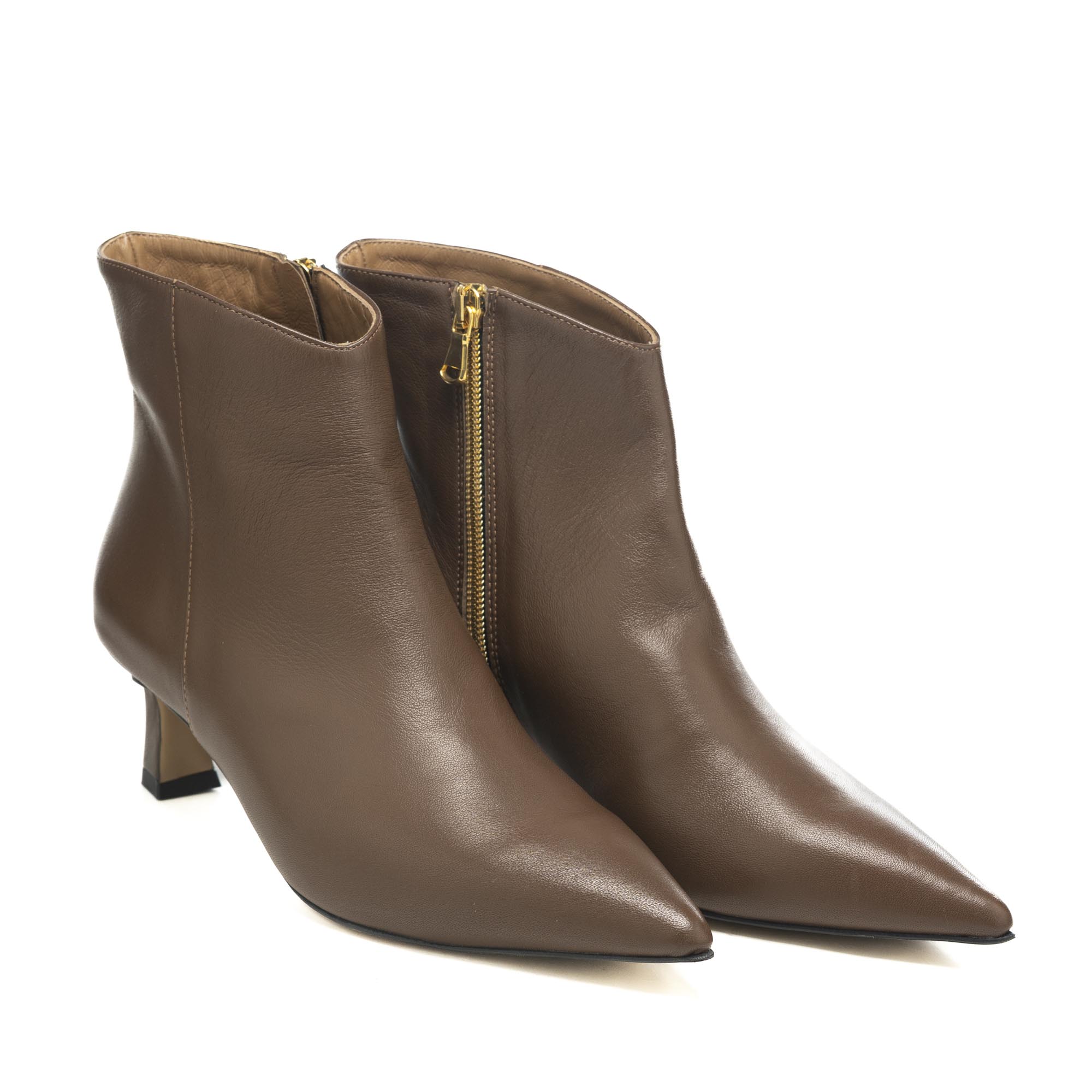 Art.229 tacco 5 cm – suola in gomma – fodera pelle – Nappa Sigaro – sottopiede imbottito – 189 €