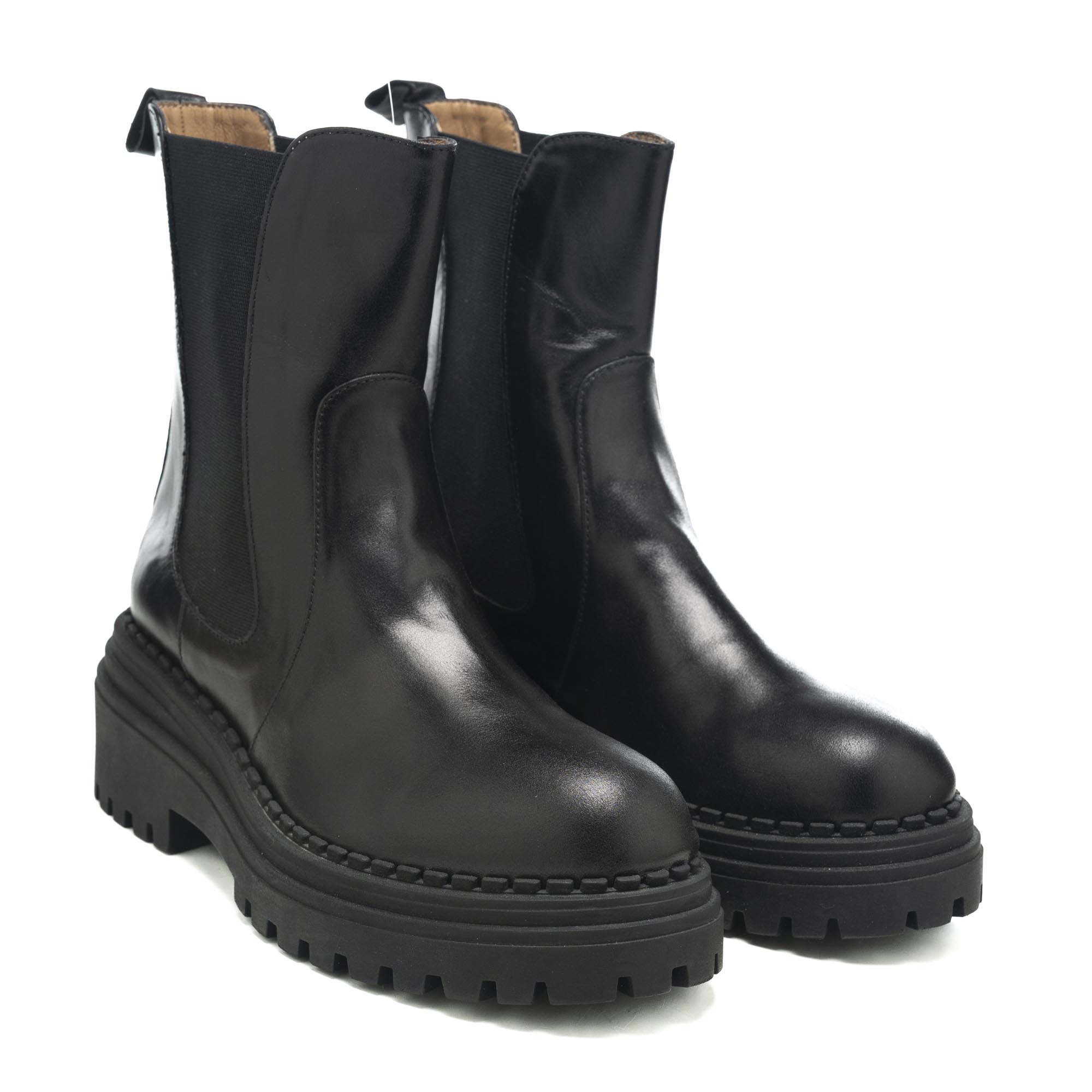 Art.268 fondo gomma 6 cm – fodera pelle – Nappa nera + elastico – sottopiede imbottito – 189 €