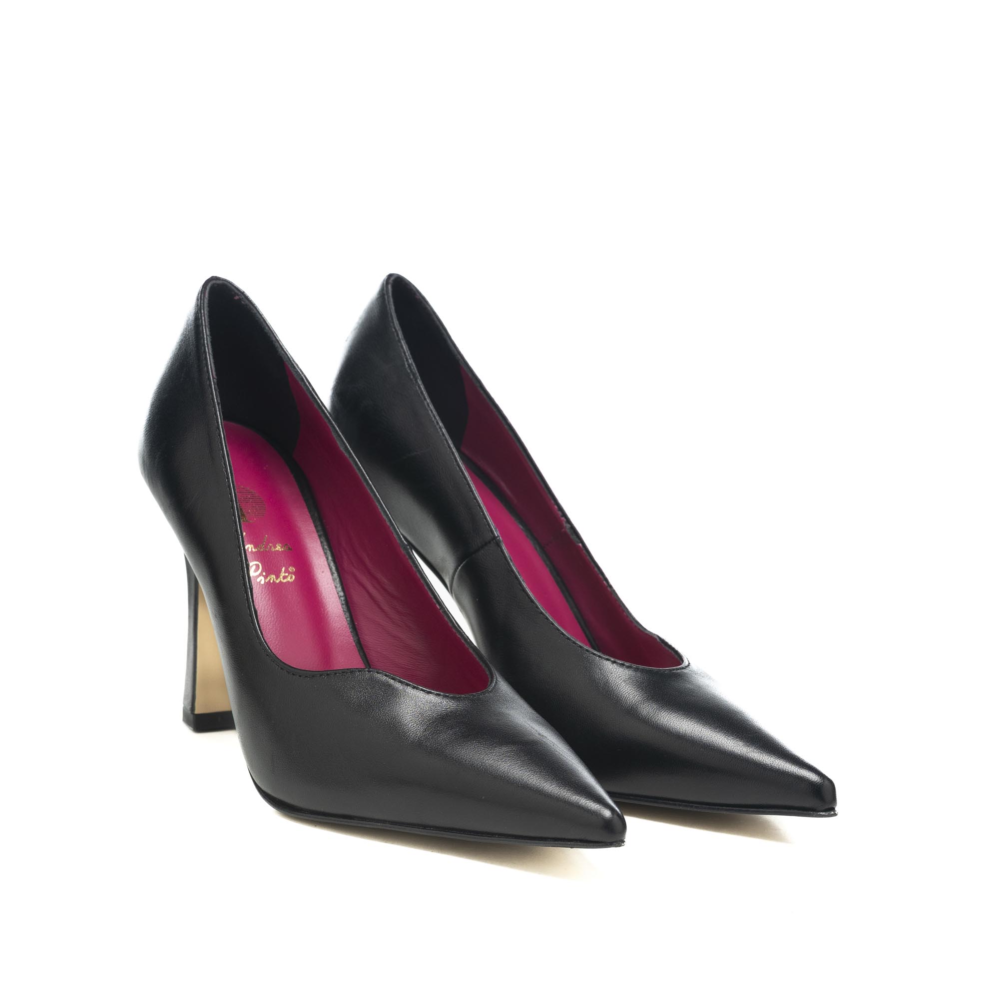 Art.278 tacco 9 cm – suola in gomma – fodera pelle – Nappa Nera – Sottopiede imbottito – 159 €