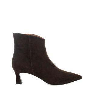 Art.418 Tacco 5 cm - Suola in gomma - Fodera Pelle - Tomaia Camoscio Moro - Sott.imbottito - 189 €