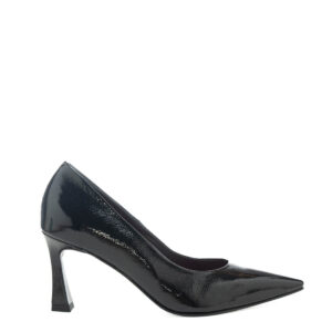 Art.433 Tacco 7 cm - Suola in gomma - Fodera Pelle - Tomaia Naplack Nero - Sott.imbottito - 159 €